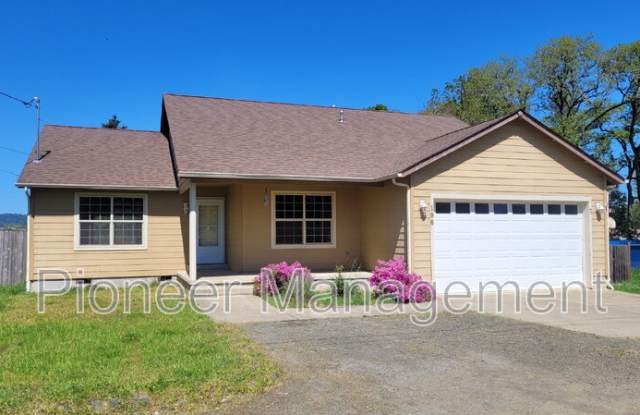 196 Page Rd - 196 Page Road, Roseburg North, OR 97495 196 Page Rd - 196 Page Road, Roseburg North, OR 97495