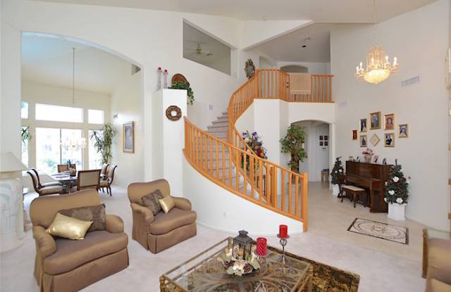 2104 East Gondola Lane Gallery 4