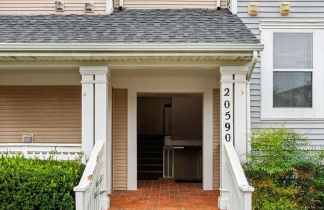 20590 CORNSTALK Terrace Gallery 2
