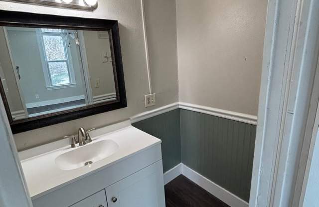 Remodeled 1 bed 1 bath Home! photos photos