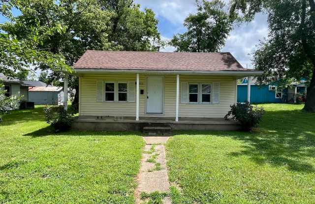 2 Bed | 1 Bath | House photos photos