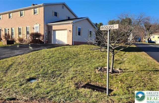 4209 Iroquois Street photos photos