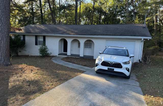2791 Knollview Dr Gallery 1