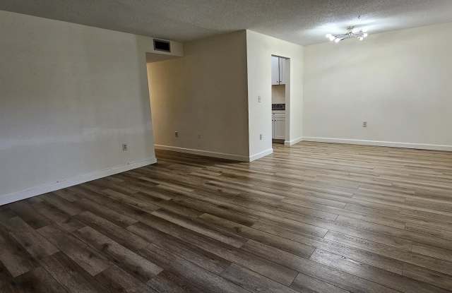 1712-A Belleair Forest Dr. Gallery 2