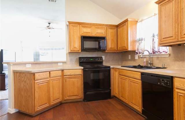 2617 Emerald Lane Gallery 4