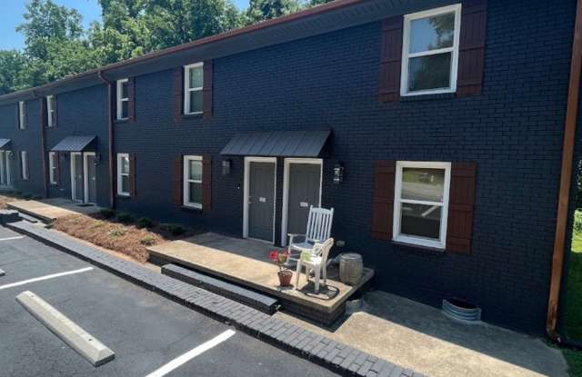 1424 Nottingham Rd photos photos