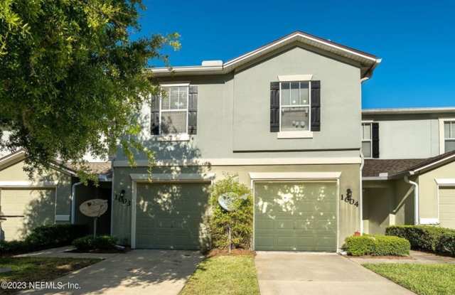 Beautiful Townhome - 6700 Bowden Road, Jacksonville, FL 32216