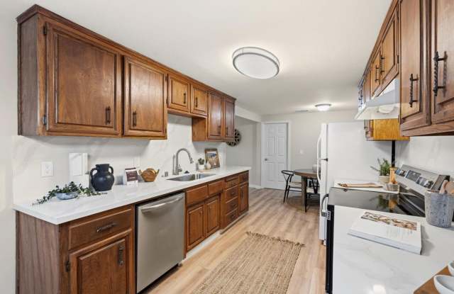 Beautifully updated 2-bedroom, 1.5-bathroom duplex photos photos