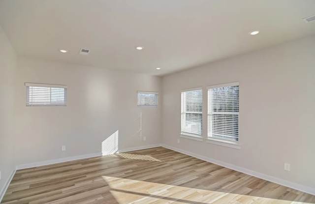 1150 Bluffton Circle 49 Gallery 3
