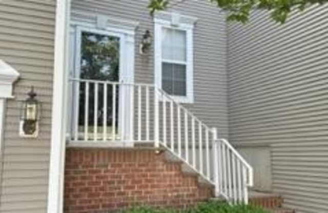 15 STAFFORD DRIVE Gallery 2