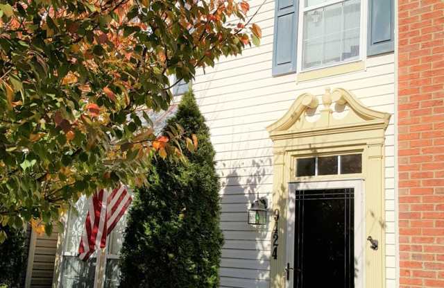Townhouse in Spring Ridge community - OAKDALE school district - available mid October! - 9424 Berkley Lane, Spring Ridge, MD 21701