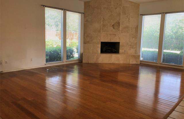 6610 Sawmill Road Gallery 3