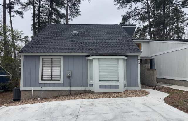 646 Center Court Drive photos photos