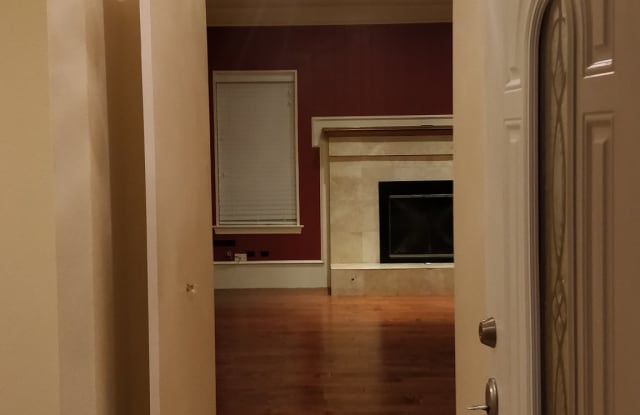 429 Sheffield Dr - 429 Sheffield Drive, Richardson, TX 75081