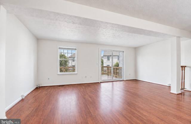 6022 PHLOX Court Gallery 4