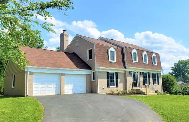 Fabulously Renovated 4 Bedroom, 3.5 Bathroom Home In Close in Potomac!! photos photos Fabulously Renovated 4 Bedroom, 3.5 Bathroom Home In Close in Potomac!! photos photos