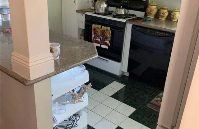 6511 Wystone Avenue Gallery 2