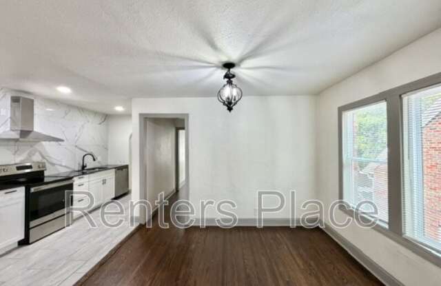 1128 South Rockford Avenue Gallery 4