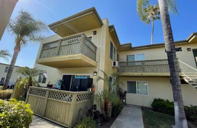 Private 2 Br Condo Gated Complex Gallery 3