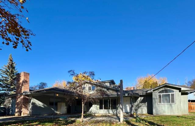 Expansive Updated Home with Creek Views  Prime Location photos photos