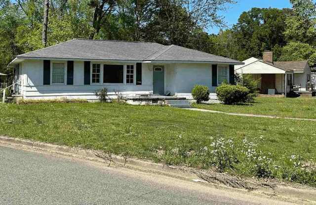 1115 Sangster Rd - 1115 Sangster Road, Gadsden, AL 35901