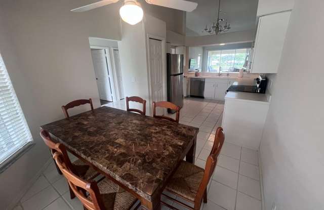 2bed/2baths Close to the beach, Mercato and Great Schools photos photos