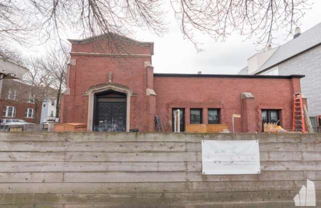3535 West Wrightwood Ave Gallery 1