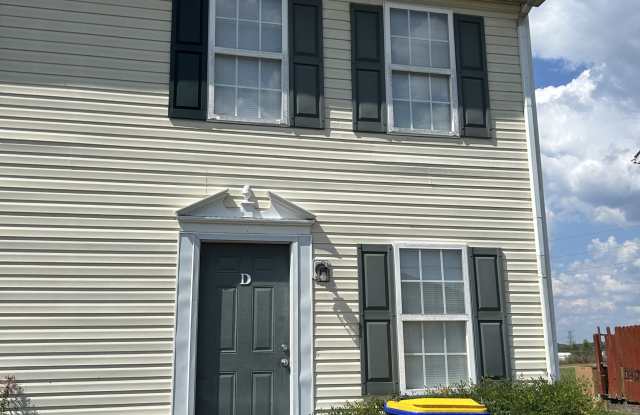 1949 Wiltshire Street - D - 1949 Wiltshire Street, Bowling Green, KY 42101 1949 Wiltshire Street - D - 1949 Wiltshire Street, Bowling Green, KY 42101