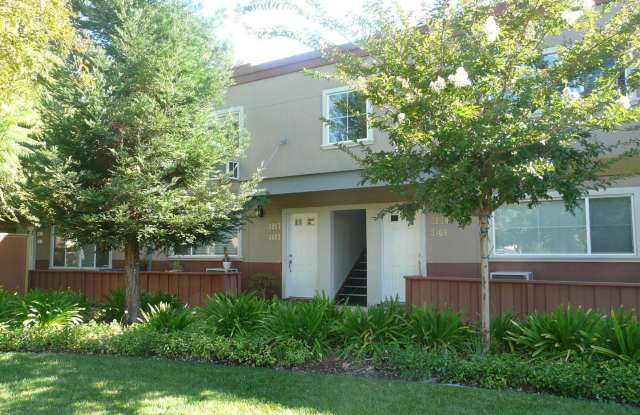 Perfectly Appointed Renovated 2 Bedroom 1 Bath Condo in Santa Clara Gallery 1