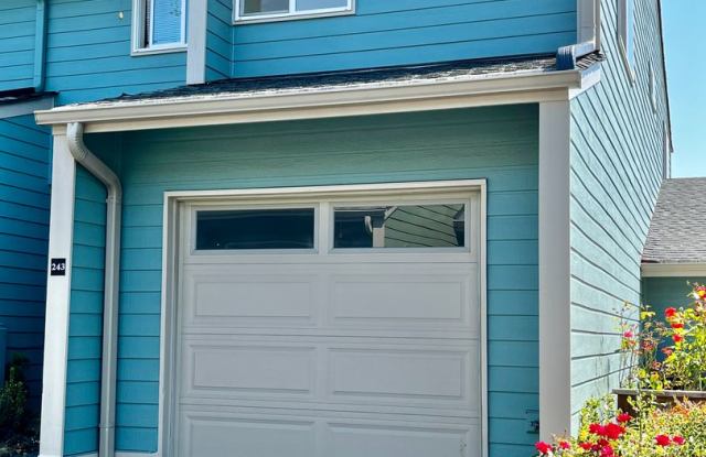 Adorable Condo Within Walking Distance to Winslow and Ferry photos photos