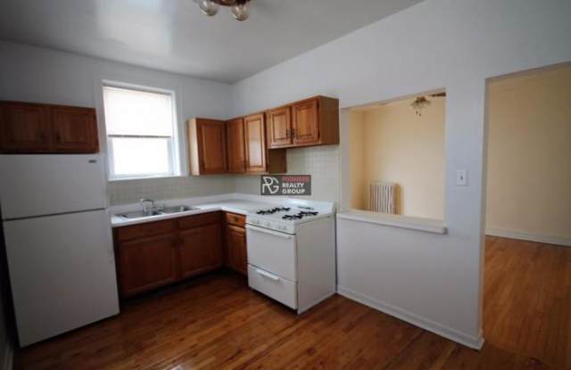 4805 N. Wolcott Gallery 2