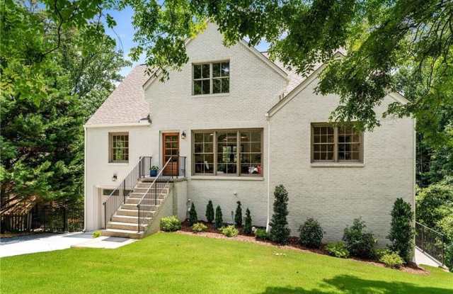 1327 Harvard Road NE photos photos