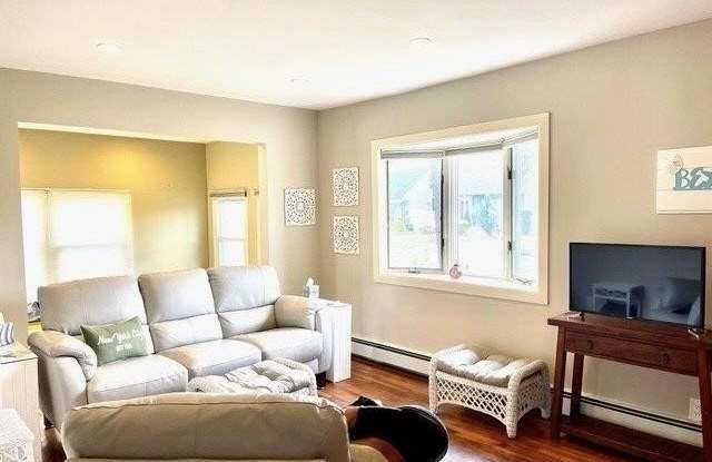 23 Rosebud Avenue Gallery 4