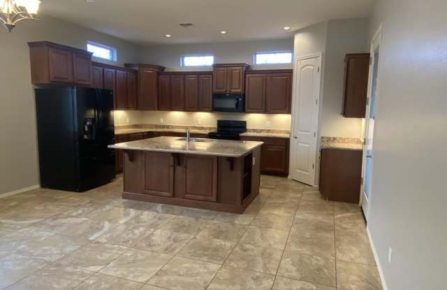 6407 E Sutton Trail Gallery 4