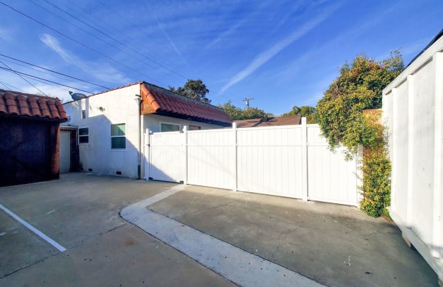 3553 Schaefer St - 3553 Schaefer Street, Culver City, CA 90232