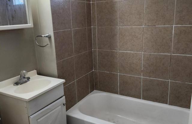 33114 Alaska Court - 33114 Alaska Court, Westland, MI 48186