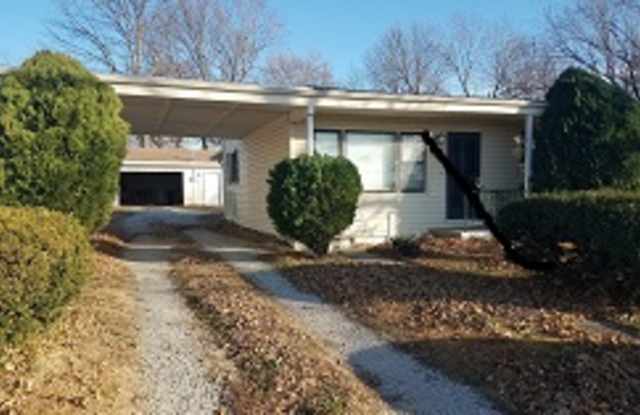 2340 Louisiana St photos photos