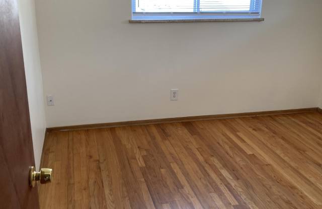 60-70 South Pierce Street - 60 Gallery 4