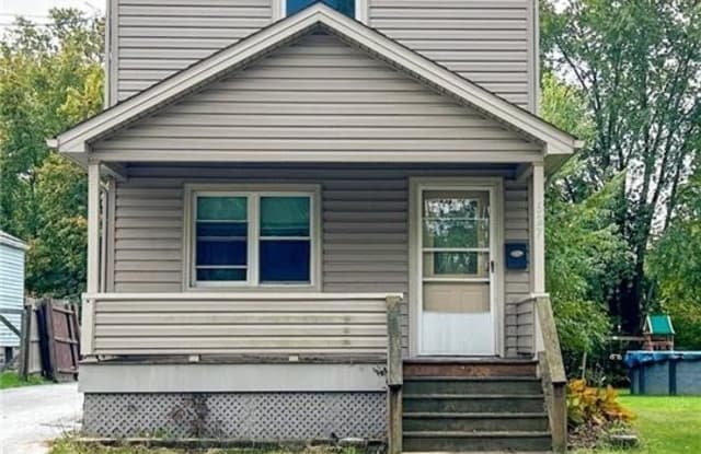 627 Fenton Street - 627 Fenton Street, Niles, OH 44446