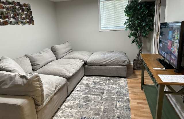 1613 Apple Valley Drive Gallery 4
