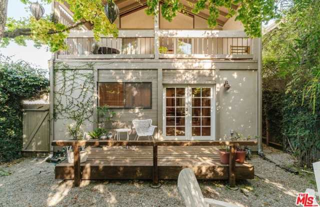 4450 Alla Rd Gallery 1