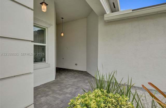 13328 SW River Rock Rd Gallery 4