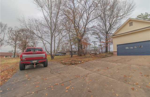 15284 Putman Road Gallery 4