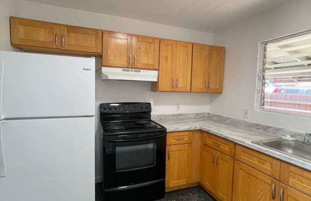 3 bedroom, 2 bath, 920 sq/ft photos photos