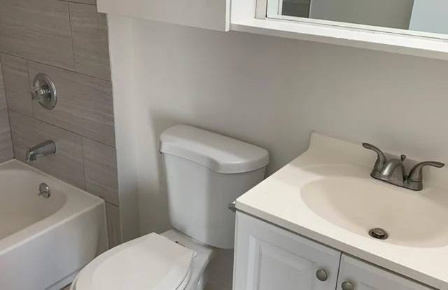 1149 Roewill Dr Gallery 1