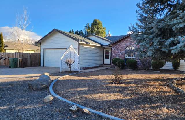Nice home in Minden For LEASE Gallery 3