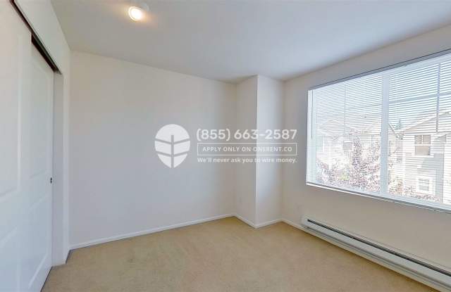 332 126th Place Southeast Unit A Gallery 2