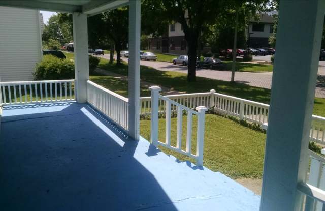Large Home available August of 2024! - 406 East Park Street, Champaign, IL 61820