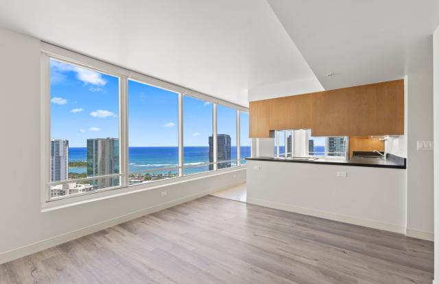 Convenient Urban Living! Gallery 3