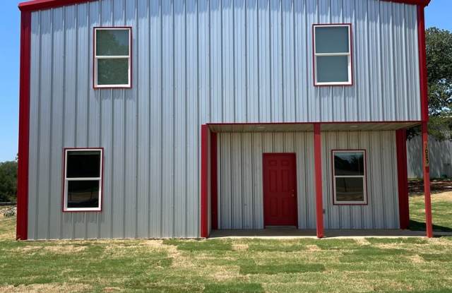 Half acre lot- 4 bedroom with extra living area-Azle Gallery 1